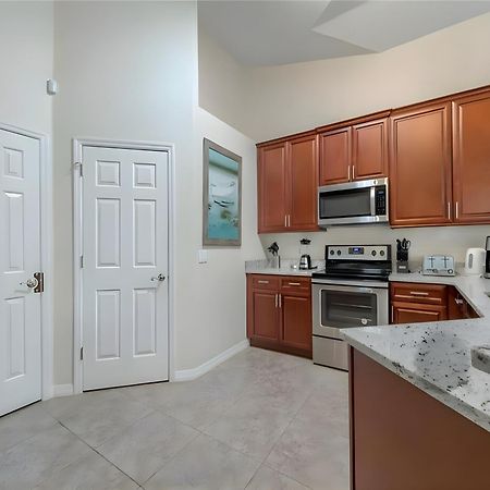 Stunning 5 Bedroom Pool Home Hot Tub 10 Mins To Disney Orlando Exterior photo